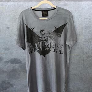 Savage batman tee y2k Large thin
Affliction dark knight